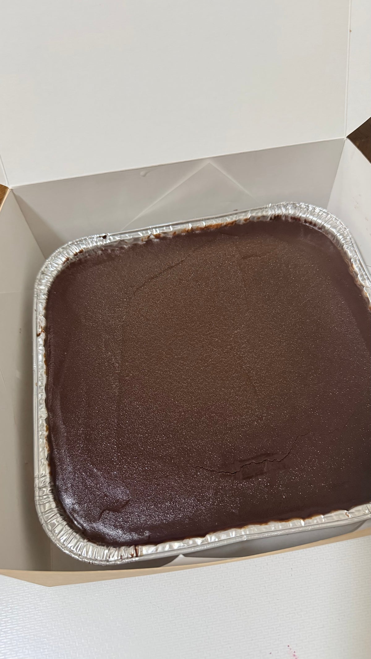 Gooey ganache cake pan